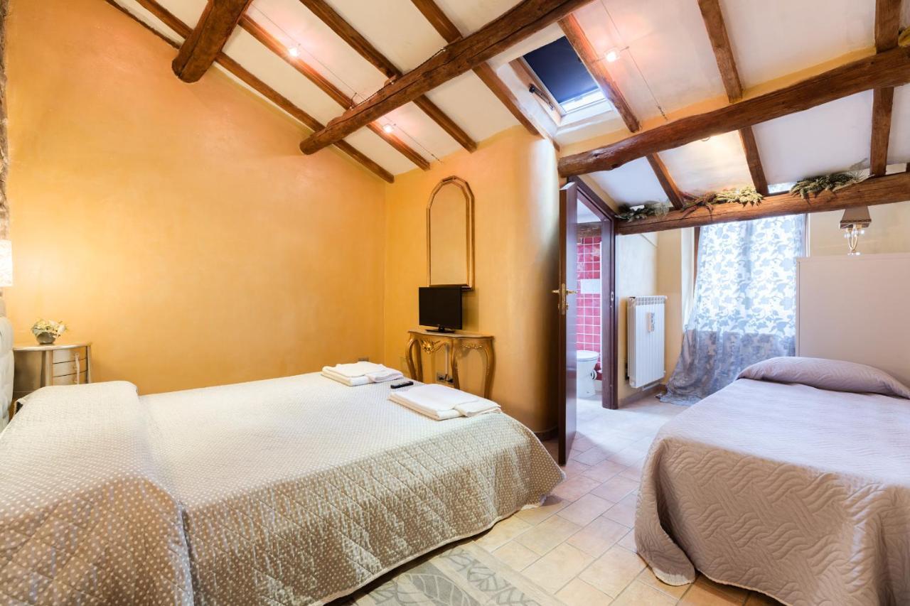 Medieval House Bed & Breakfast